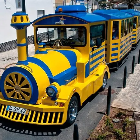 Corcovada 37 * Αλμπουφέιρα